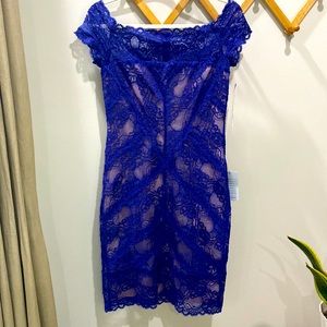 Nicole Miller Stretch Lace Body Con Dress NWT
